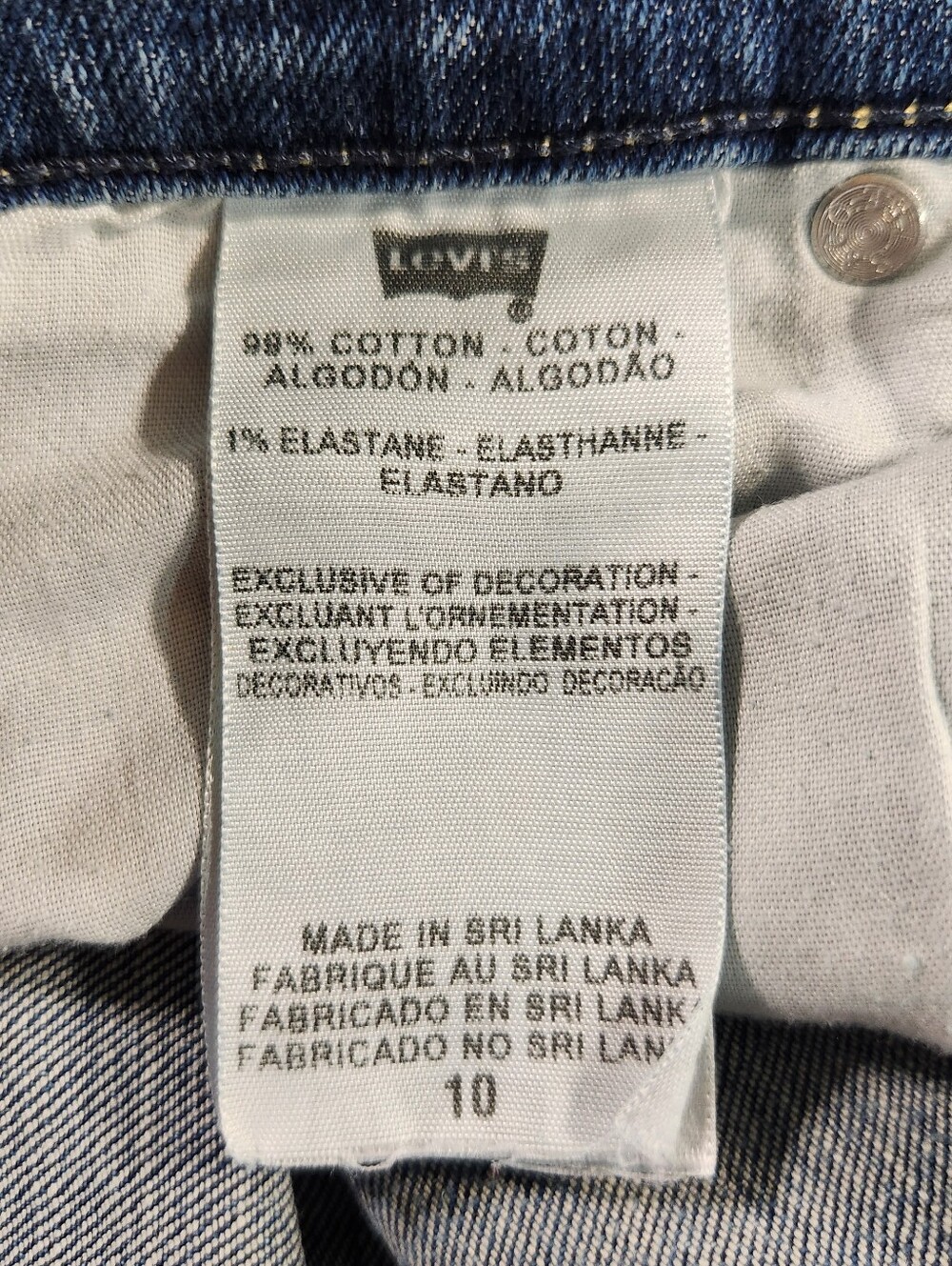 Levi's 515 Light Blue Cropped Capri Women's Jeans with Rolled Cuffs Size 10 - Picture 3 of 11